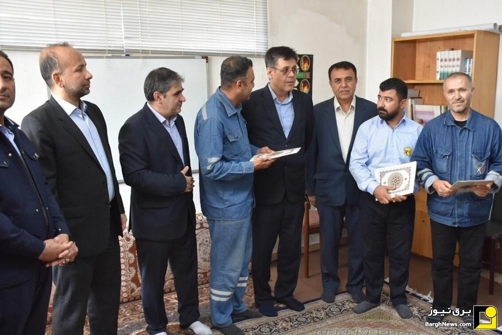 مدیرعامل توانیر از برقبانان نمونه طرح ملی مهتاب در ارومیه تجلیل کرد