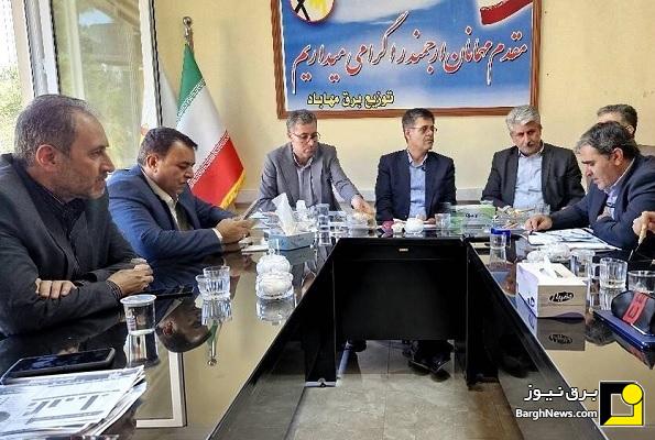 بررسی چالش‌های برق مهاباد با حضور مدیرعامل توانیر