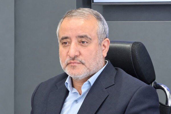 تعاونی‌های خورشیدی فقط روی کاغذ نباشند؛ تأکید استاندار بر اجرای واقعی