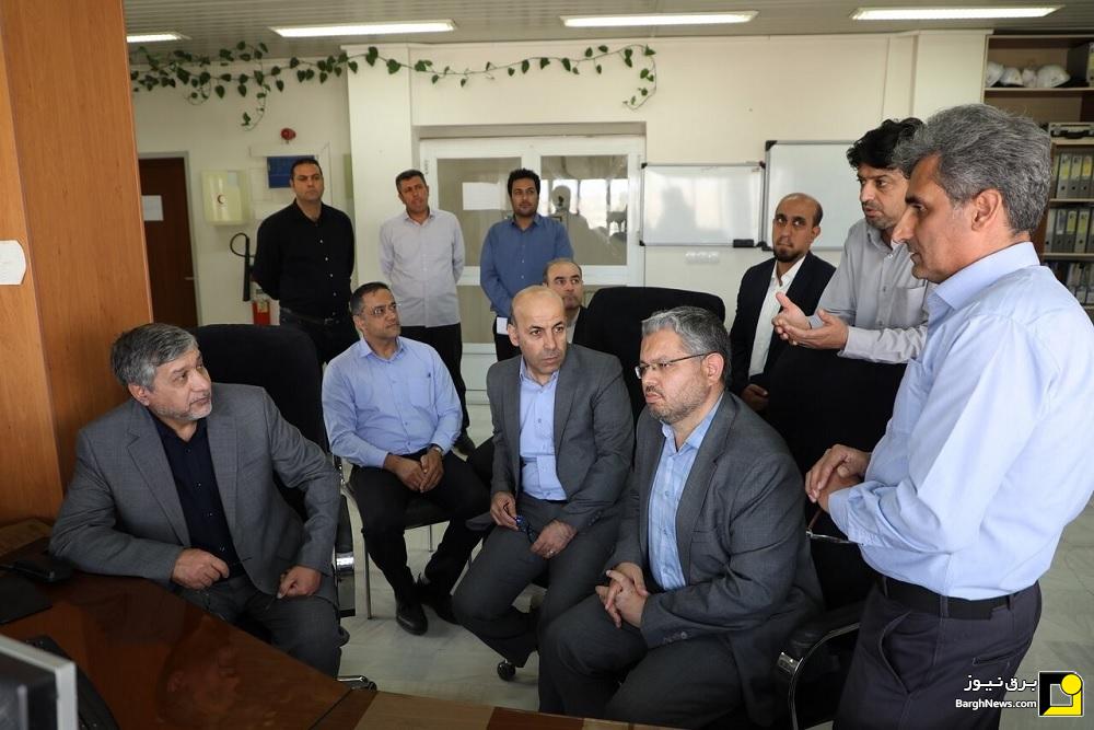 بازدید معاون تجارت خارجی شرکت توانیر از پست ۴۰۰ کیلوولت شاهرود
