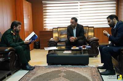 دیدار مدیرعامل شرکت توزیع برق تهران با فرمانده سپاه محمد رسول‌الله