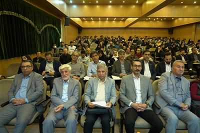احیا ۵۰ واحد صنعتی راکد در البرز/ هدف‌گذاری برای تولید ۵۰۰ مگاوات برق خورشیدی