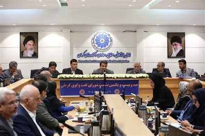 رتبه نخست کرمان در سرمایه‌گذاری انرژی خورشیدی/ قرارگاه حمایت از تولید در استان تشکیل می‌شود