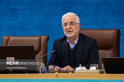 وزیر کشور: ایران به کارگاه بزرگ انرژی‌های تجدیدپذیر تبدیل شده است
