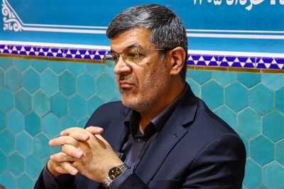 ظرفیت نیروگاه‌های خورشیدی استان یزد تا پایان سال به ۱۰۰۰ مگاوات می‌رسد