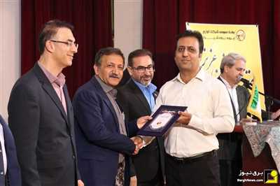 تقدیر از ۹۸ کارمند نمونه توزیع برق شیراز