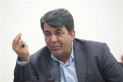 طالبی:کرمان باید رتبه اول وارد مدار شدن نیروگاه‌های تجدید پذیرکشور شود
