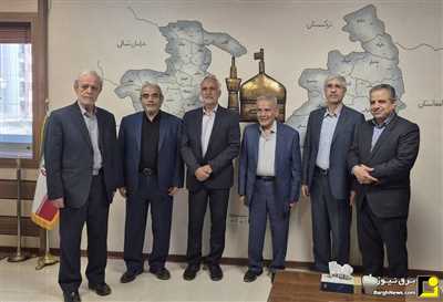 بازدید پیشکسوتان صنعت برق از ابرپروژه ۴۰۰ کیلوولت امام رضا